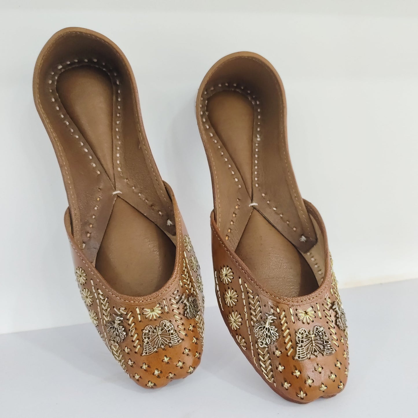 Banjara Jutti