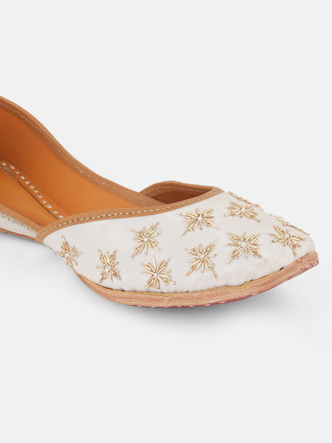 Sitara Jutti