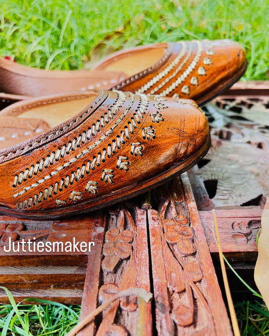 Amber Bloom - Pure Leather Handcrafted Jutti by Juttiesmaker