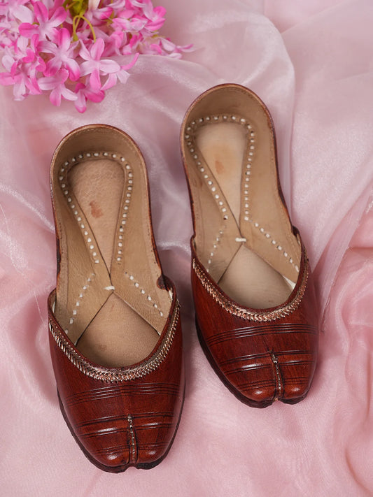 Basic Brown Jutti