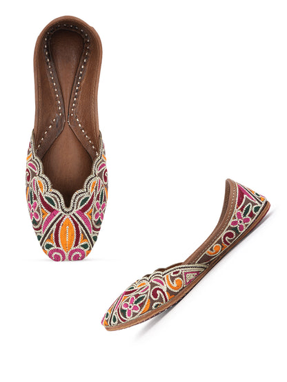 Kashmiri Zari Bloom - a handcrafted jutti