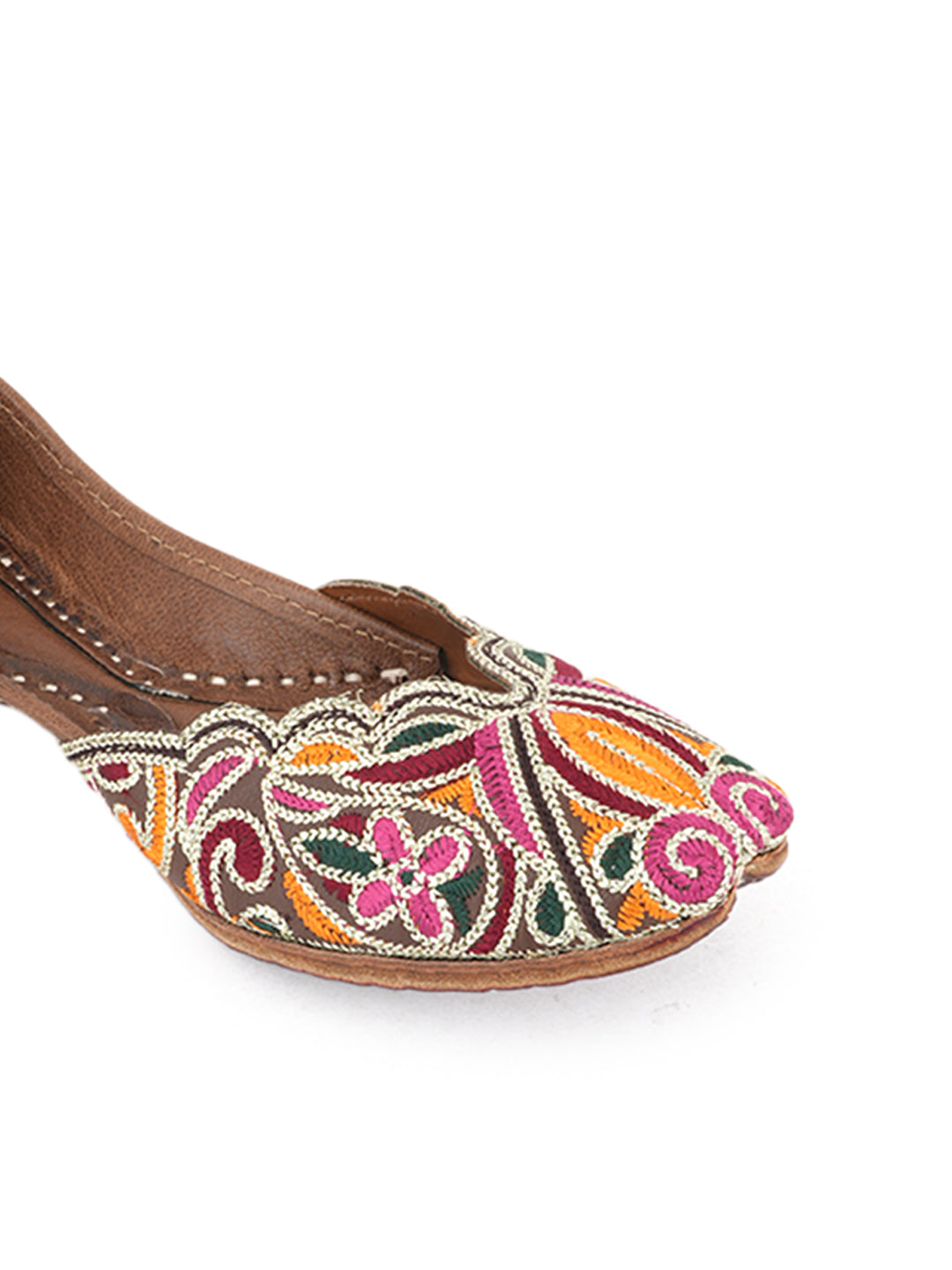 Kashmiri Zari Bloom - a handcrafted jutti