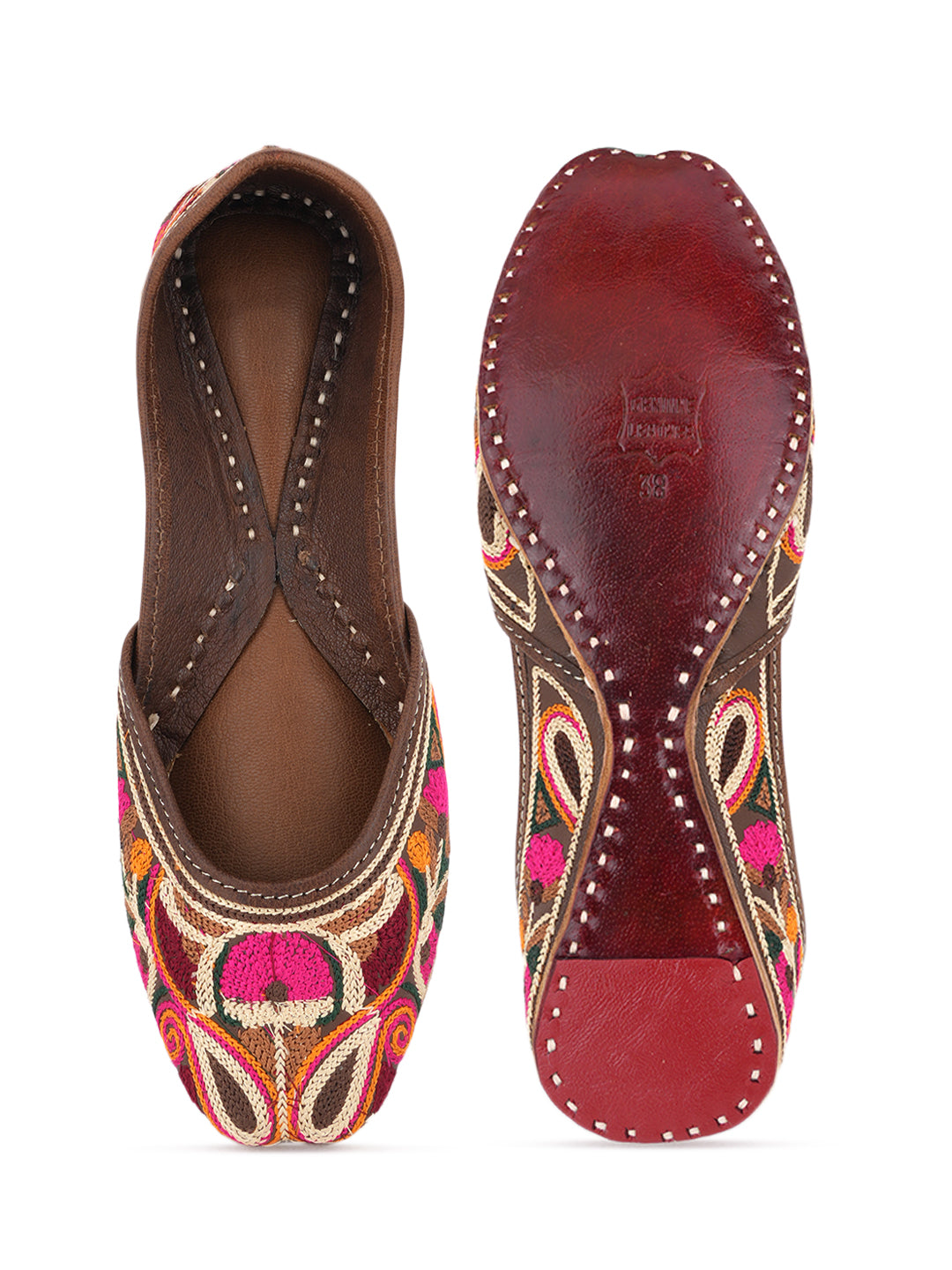 Kashmiri Gulnaz - a handcrafted Jutti