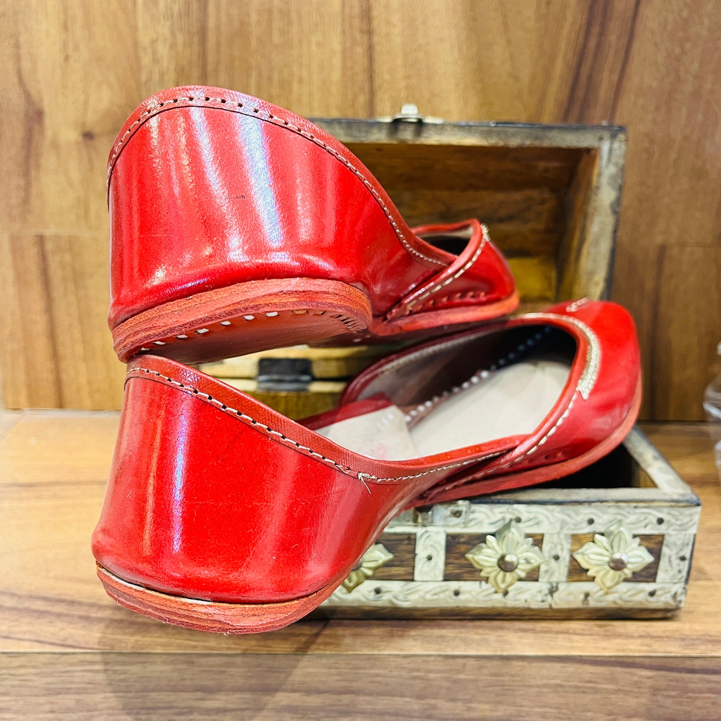 JM Classic Casual-RED