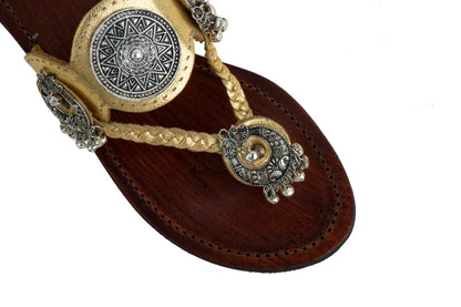 Jewell gold tikli kolhapuri