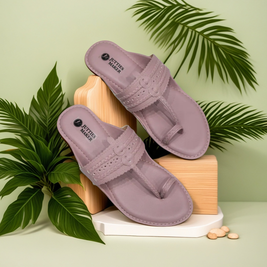Women single toe kolhapuri